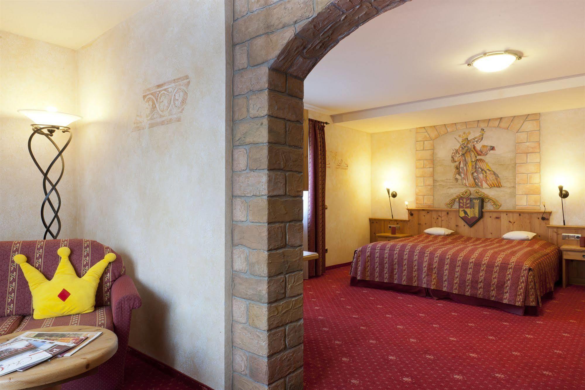 Hotel Gutshof Ziegelhuette Edenkoben Esterno foto